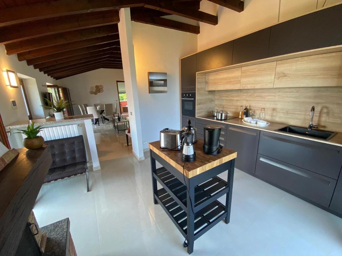 Apartmán Penthouse Andrea Meina Exteriér fotografie