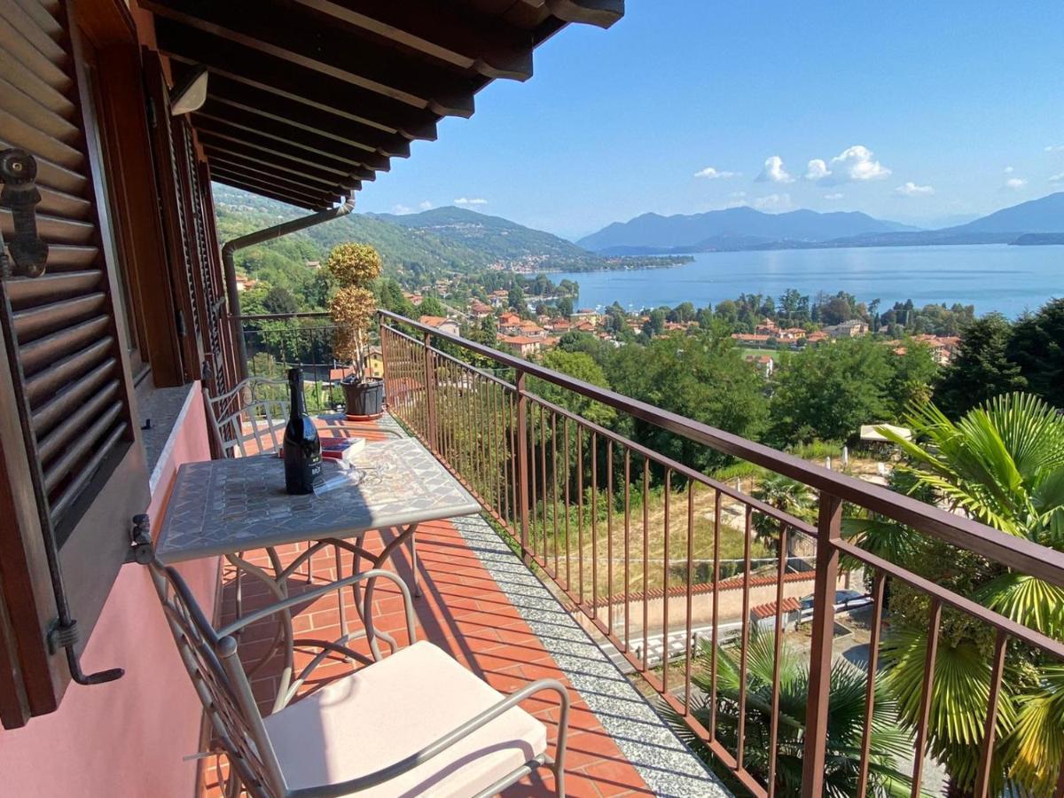 Apartmán Penthouse Andrea Meina Exteriér fotografie